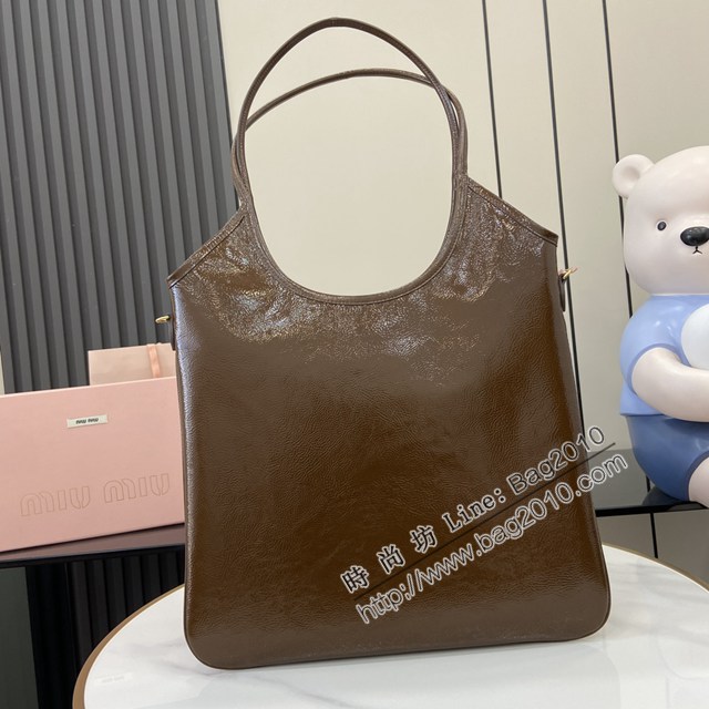 MIU MIU專櫃繆繆最新款Naplak漆面羊皮革托特包 jh2652型號：5BG231